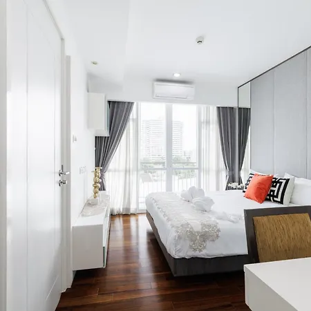 Shine 43 Apartment Bangkok Exterior photo